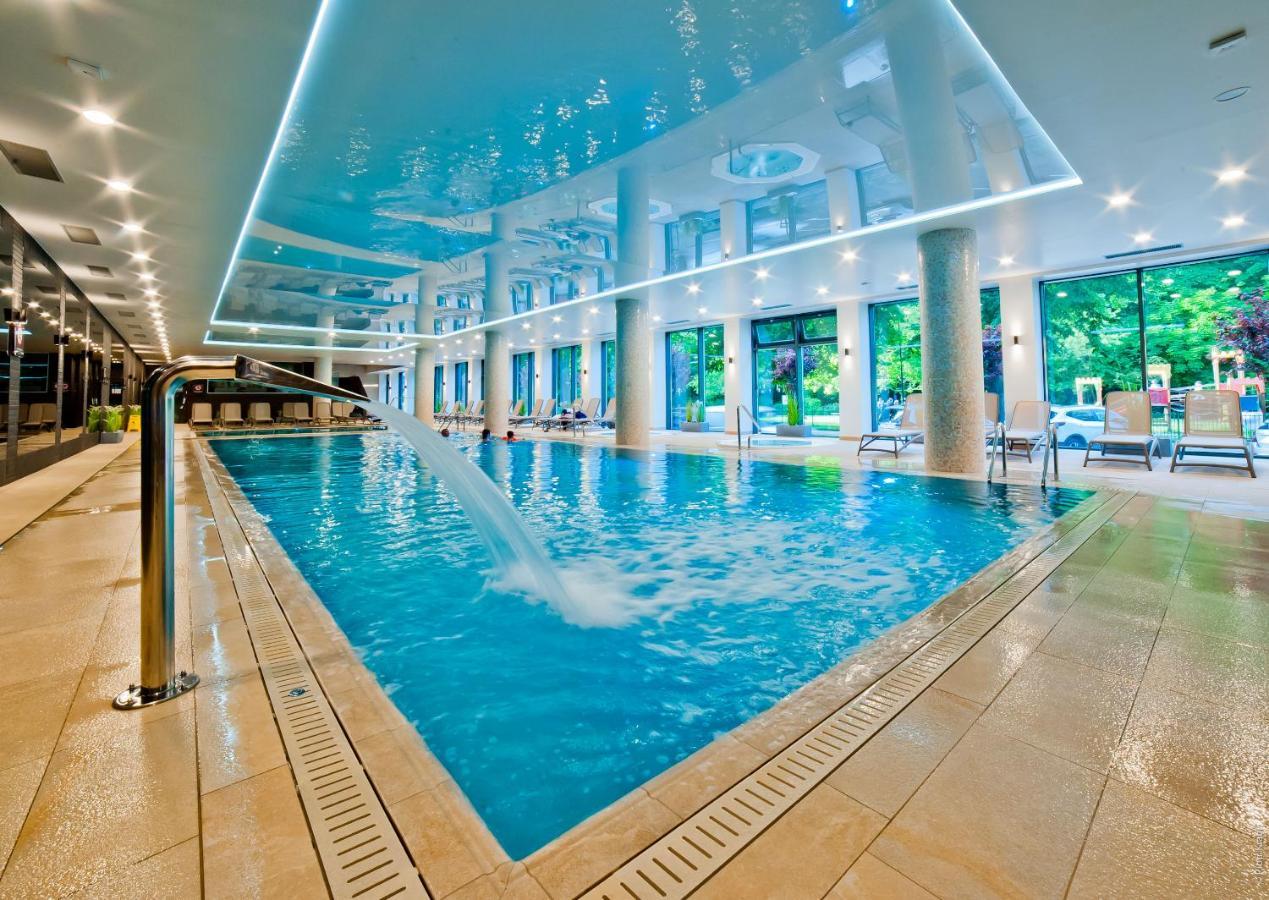 Porty B103 Nadmorskie Tarasy Pool Sauna Parking Kolobrzeg Luaran gambar